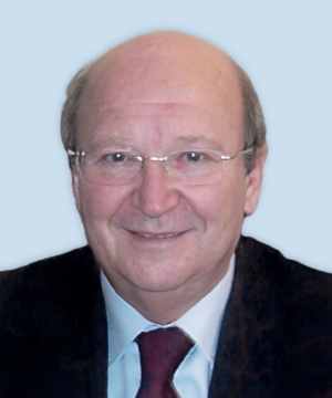 MARIO FERRO