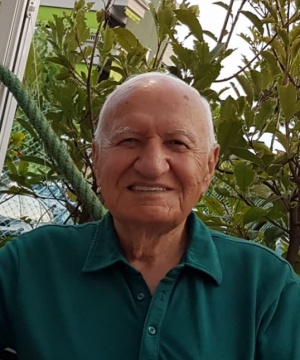 Bektash Xhindole