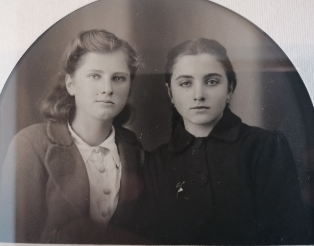 Amiche da sempre, belle come il sole. R. I. P. 