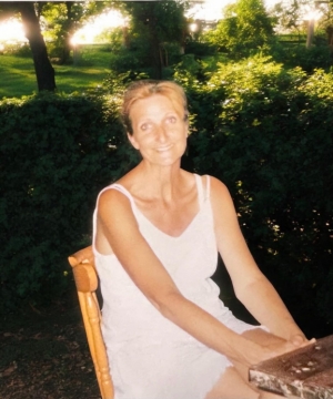 MIRELLA ROLLO
