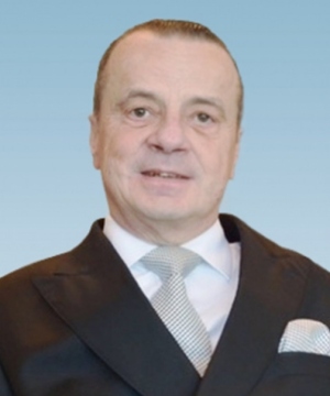 Claudio Menis