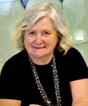Nadia  Lucatello