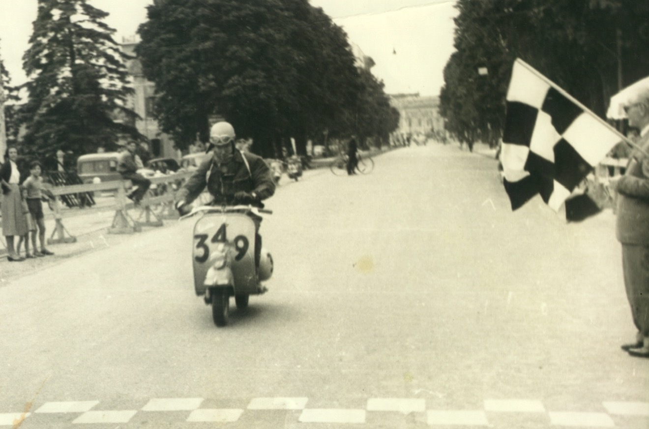 L’arrivo della 1000 Km vespistici