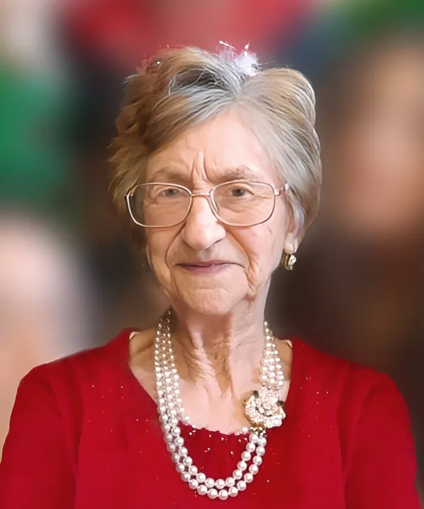 Ada Papais