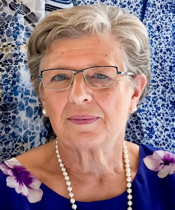 Loretta Costalunga