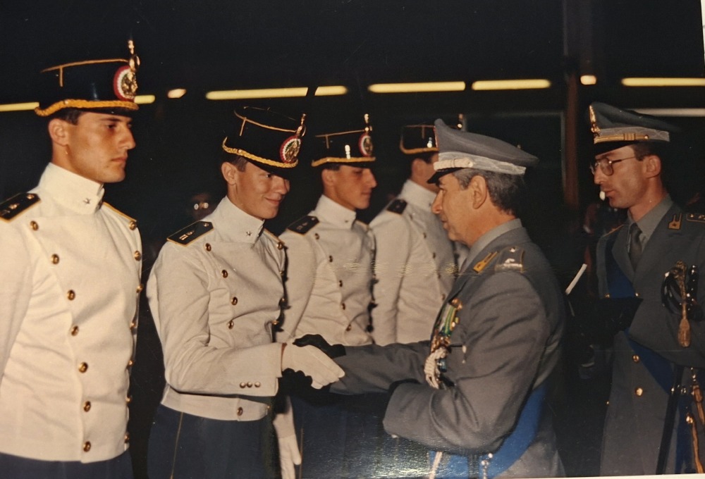 Consegna dei gradi da Istruttore, Accademia BG sett. 1987