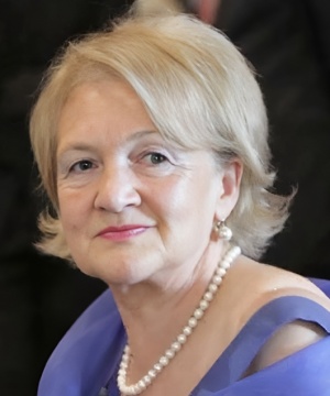 Laura Schiff