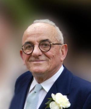 AUGUSTO AVON