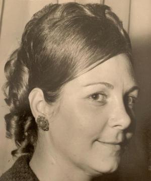 ANGELINA CHIOPRIS