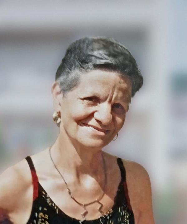 Lidia Tola