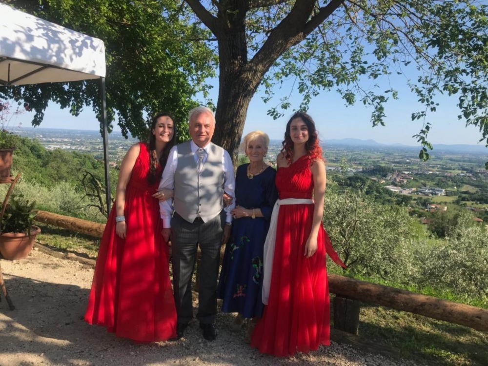 Ti vogliamo bene - inviata daLe tue nipotine Ti vogliamo bene